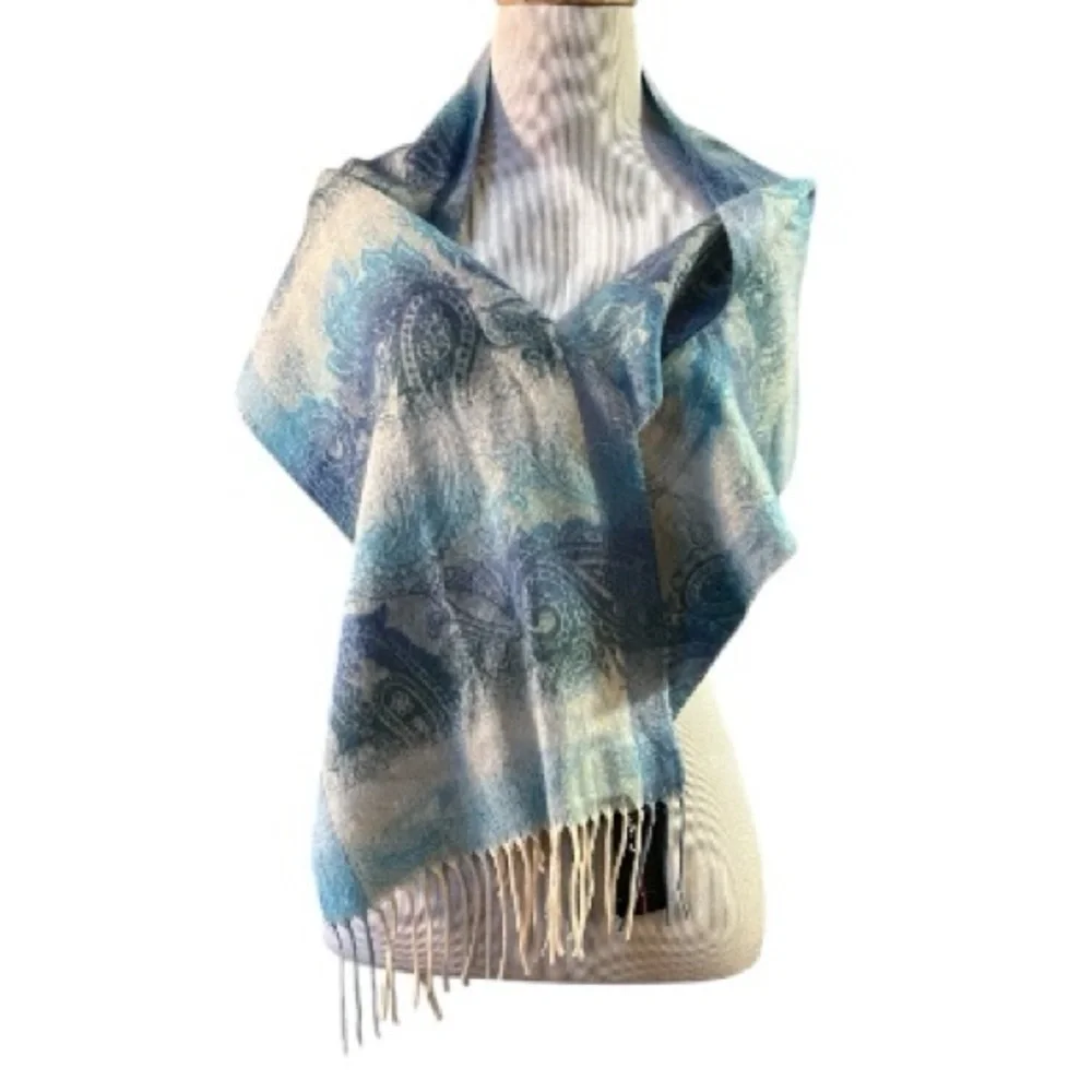 V. FRAAS CASHMINK ACRYLIC PAISLEY WOVEN FRINGED SCARF BLUE WHITE NEW WITH TAGS